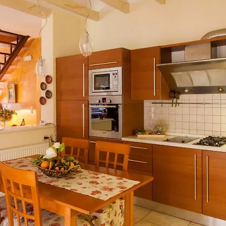 Gaia Villa